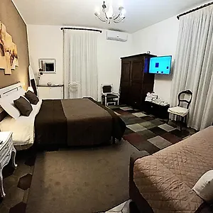 Casa Ferrari Testaccio E Trastevere Wi-fi Free Rome